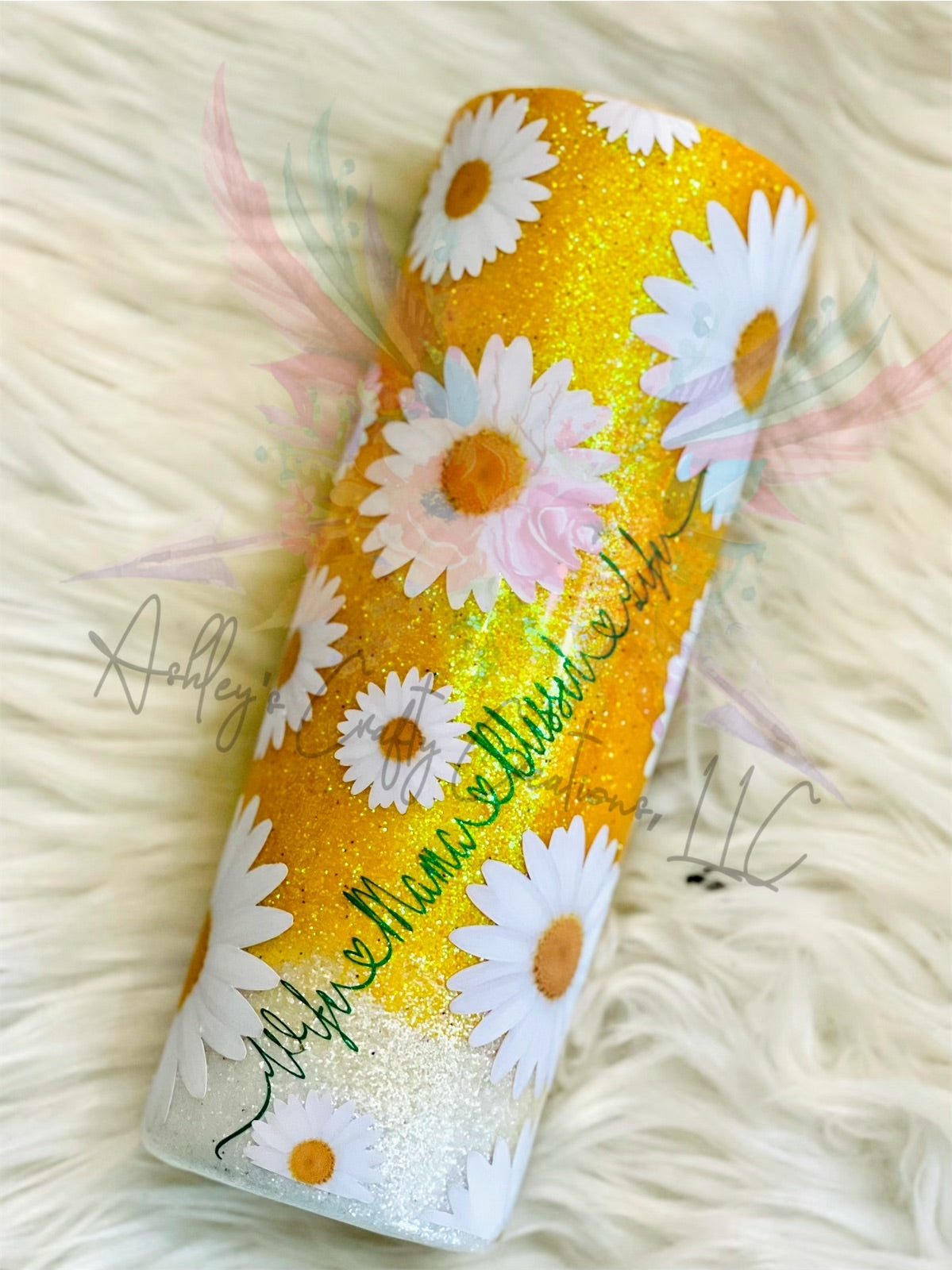 Custom daisy tumbler with green and yellow shift glitter